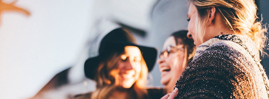 La gente juzga tu inteligencia basada en el tono de tu voz y lo rápido que hablas